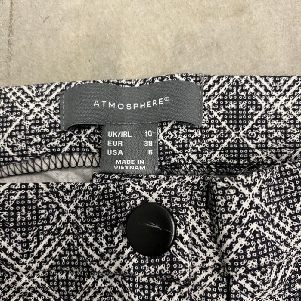 Patterned Panets - Picture 4 of 4